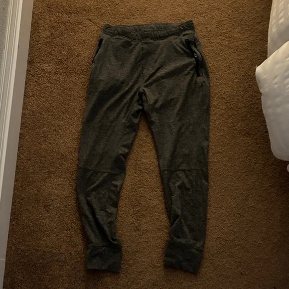 American Eagle Dark Gray joggers - Picture 2 of 3